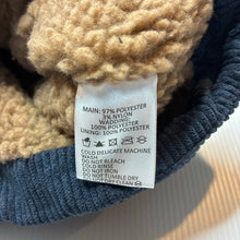 Load image into Gallery viewer, Boys Fox &amp; Finch, fleece lined wadded corduroy vest, EUC, size 00,  