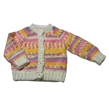 Load image into Gallery viewer, Girls hand made, knitted cardigan, armpit to armpit: 22cm, armpit to cuff: 16cm, EUC, size 00,  