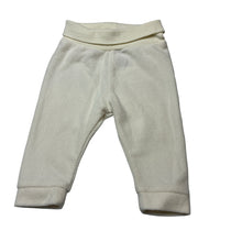 Load image into Gallery viewer, Unisex H&amp;M, cream fleece leggings / bottoms, EUC, size 000,  