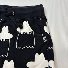 Load image into Gallery viewer, Boys Minti, black raw hem shorts, elasticated, EUC, size 1,  