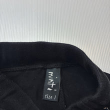 Load image into Gallery viewer, Boys Minti, black raw hem shorts, elasticated, EUC, size 1,  