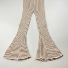 Load image into Gallery viewer, Girls ribbed, knit flared leggings / bottoms, FUC, size 5,  