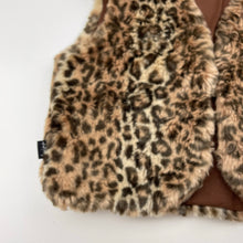 Load image into Gallery viewer, Girls Britt, vintage leopard print faux fur vest, GUC, size 3-4,  