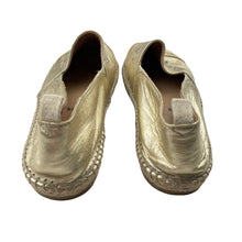 Load image into Gallery viewer, Shoes Country Road, gold leather espadrille shoes, EU 35, GUC, size 2.5,  