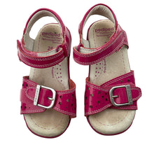 Load image into Gallery viewer, Shoes Pediped, patent leather sandals, US 9-9.5, EU 26, FUC, size 8.5,  