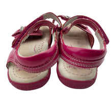 Load image into Gallery viewer, Shoes Pediped, patent leather sandals, US 9-9.5, EU 26, FUC, size 8.5,  
