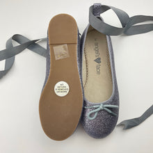 Load image into Gallery viewer, Shoes Angel's Face, lavender glitter ballet/pump shoes, EU 34, EUC, size 2,  
