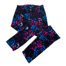 Load image into Gallery viewer, Girls Mango, floral velvet leggings, Inside leg: 59cm, EUC, size 10,  