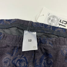 Load image into Gallery viewer, Girls Target, stretchy floral leggings, Inside leg: 60cm, NEW, size 12,  