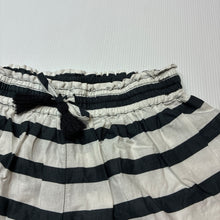 Load image into Gallery viewer, Girls Country Road, striped lightweight cotton shorts, elasticated, FUC, size 8,  