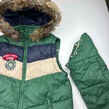 Load image into Gallery viewer, Boys Country Road, puffer jacket / coat, detachable sleeves, light marks, FUC, size 9,  