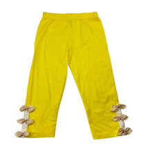 Load image into Gallery viewer, Girls yellow, stretchy leggings, Inside leg: 27.5cm, EUC, size 6,  