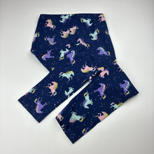 Load image into Gallery viewer, Girls Target, stretchy leggings, horses, Inside leg: 48cm, GUC, size 7,  