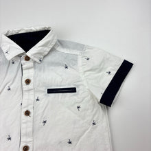 Load image into Gallery viewer, Boys Blue Sky, lightweight cotton short sleeve shirt, no size, armpit to armpit: 28.5cm, GUC, size 1-2,  