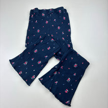 Load image into Gallery viewer, Girls Anko, navy floral ribbed leggings, Inside leg: 38cm, EUC, size 4,  