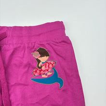 Load image into Gallery viewer, Girls Sportive Kids, cropped cotton pants, elasticated, Inside leg: 30cm, EUC, size 8,  