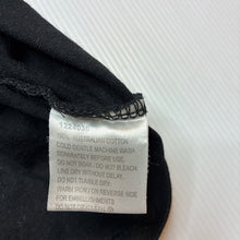 Load image into Gallery viewer, Unisex Favourites, black Aust cotton tee / top, EUC, size 4,  