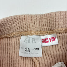 Load image into Gallery viewer, Girls Zara, waffle cotton leggings, Inside leg: 40cm, EUC, size 4-5,  