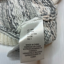 Load image into Gallery viewer, Girls knitted, hat / beanie, EUC, size 1,  