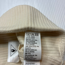 Load image into Gallery viewer, Unisex H&amp;M, ribbed lightweight hat / beanie, EUC, size 000-00,  