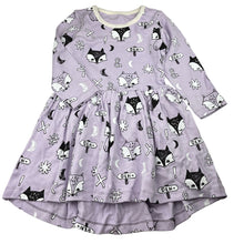 Load image into Gallery viewer, Girls Milk &amp; Masuki, organic cotton long sleeve dress, foxes, labels removed, EUC, size 5, L: 55cm at front