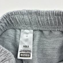 Load image into Gallery viewer, Unisex Bonds, MOVE stretchy track pants, elasticated, Inside leg: 37cm, FUC, size 3,  