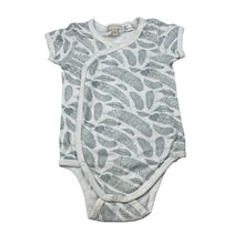 Load image into Gallery viewer, Unisex Wilson &amp; Frenchy, cotton bodysuit / romper, feathers, FUC, size 0,  