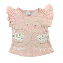 Load image into Gallery viewer, Kids &amp; Co Baby peach cotton t-shirt / top, swans, size 0000, Pre-loved