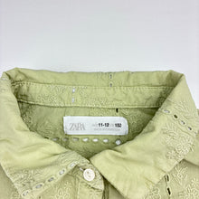 Load image into Gallery viewer, Girls Zara, embroidered cotton cropped shirt, GUC, size 11-12,  