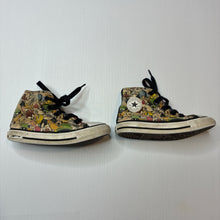 Load image into Gallery viewer, Shoes Converse, ALL STAR LOONEY TUNES hi-tops, EU 23, US 7, FUC, size 6,  
