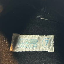 Load image into Gallery viewer, Shoes Snooze Zone, fleece lined faux suede boots / slippers, EUC, size 7,  