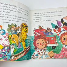 Load image into Gallery viewer, Books A Little Golden Book, Vintage Raggedy Ann and Andy and the Rainy-Day Circus, paperback, FUC,