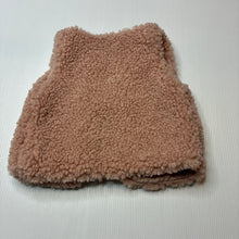 Load image into Gallery viewer, Girls Target, pink boucle vest, NEW, size 000,  