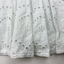 Load image into Gallery viewer, Girls Anko, lined broderie cotton skirt, elasticated, L: 41cm, FUC, size 10,  