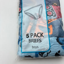 Load image into Gallery viewer, Boys Tilt, set of 5 cotton underpants, NEW, size 6-8,  