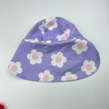 Load image into Gallery viewer, Girls Target, floral legionnaires swim hat, EUC, size 2,  