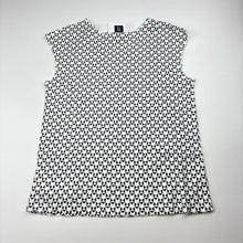 Load image into Gallery viewer, Girls Gap Kids, black and white print cotton top, NEW, size 6-7,  