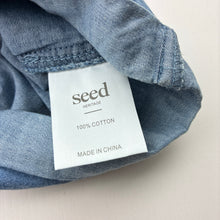 Load image into Gallery viewer, Girls Seed, chambray cotton shorts, elasticated, NEW, size 000,  