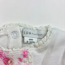 Load image into Gallery viewer, Girls Plum Precious, white cotton short sleeve tee / top, GUC, size 000,  