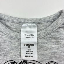 Load image into Gallery viewer, Girls Tiny Little Wonders, grey cotton t-shirt / top, GUC, size 00,  