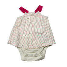 Load image into Gallery viewer, Girls Baby Gap, soft cotton romper, EUC, size 00,  