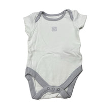 Load image into Gallery viewer, Unisex M&amp;S, soft cotton bodysuit / romper, bird, GUC, size 000,  