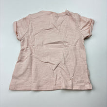 Load image into Gallery viewer, Girls H&amp;M, lightweight cotton t-shirt / top, cat, EUC, size 00,  