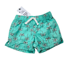 Load image into Gallery viewer, Boys Target, lightweight shorts / boardies, NEW, size 000,  