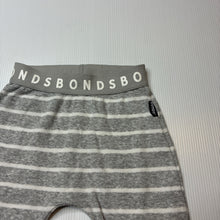 Load image into Gallery viewer, Unisex Bonds, grey &amp; white stripe leggings / bottoms, GUC, size 0,  