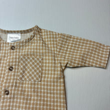Load image into Gallery viewer, Unisex Baby Baby, lightweight long sleeve button up top, EUC, size 0000,  