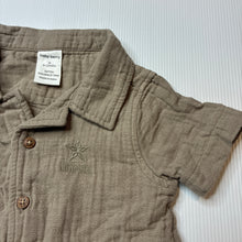 Load image into Gallery viewer, Boys Baby Berry, crinkle cotton short sleeve shirt, GUC, size 0,  