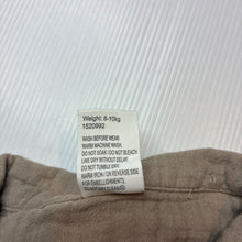 Load image into Gallery viewer, Boys Baby Berry, crinkle cotton short sleeve shirt, GUC, size 0,  
