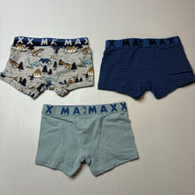 Load image into Gallery viewer, Boys MAXX, set of 3 boxer shorts, EUC, size 6-8,  