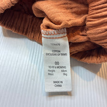 Load image into Gallery viewer, Unisex Dymples, crinkle cotton shorts, elasticated, FUC, size 00,  